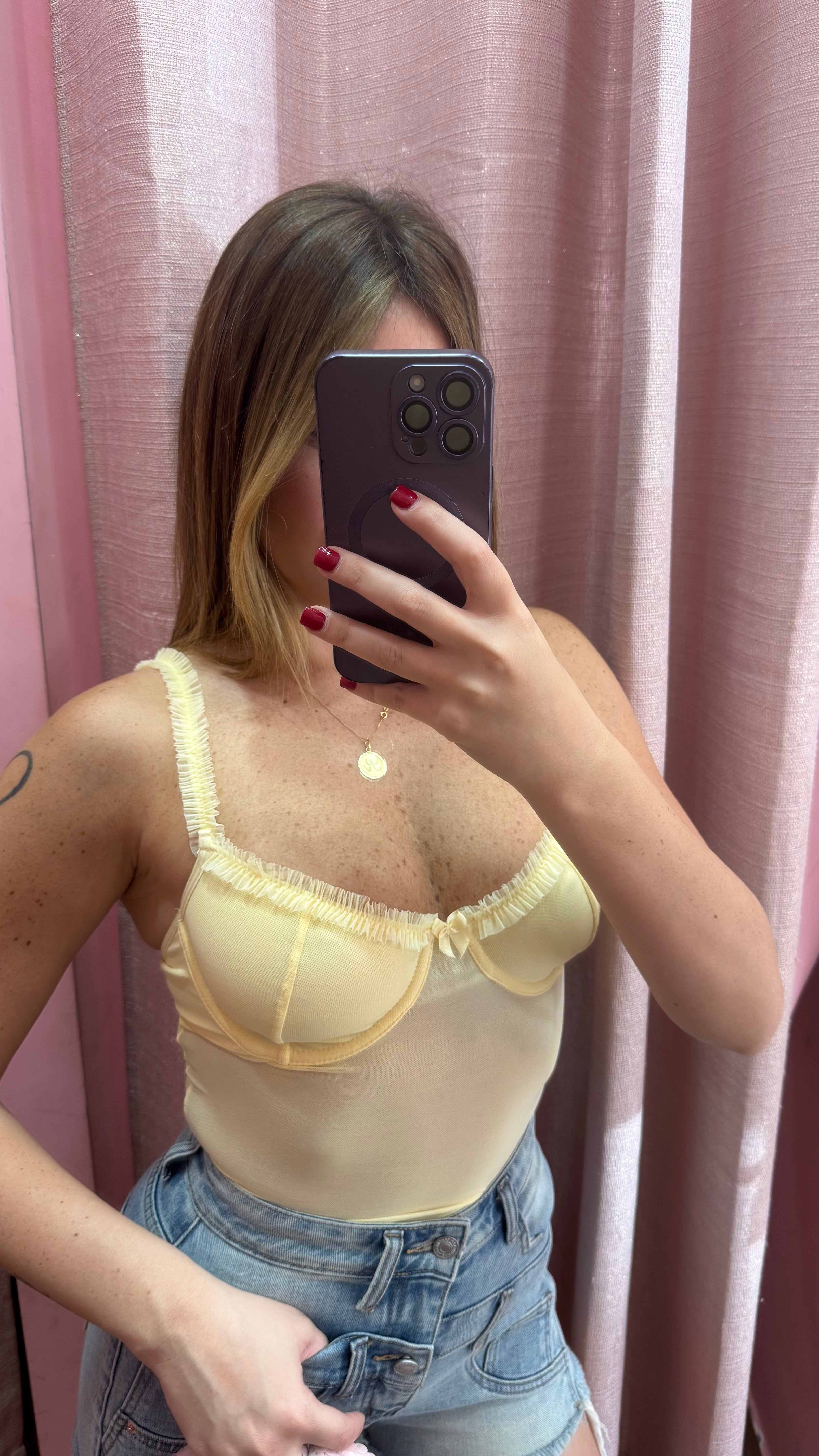 Top frufru giallo