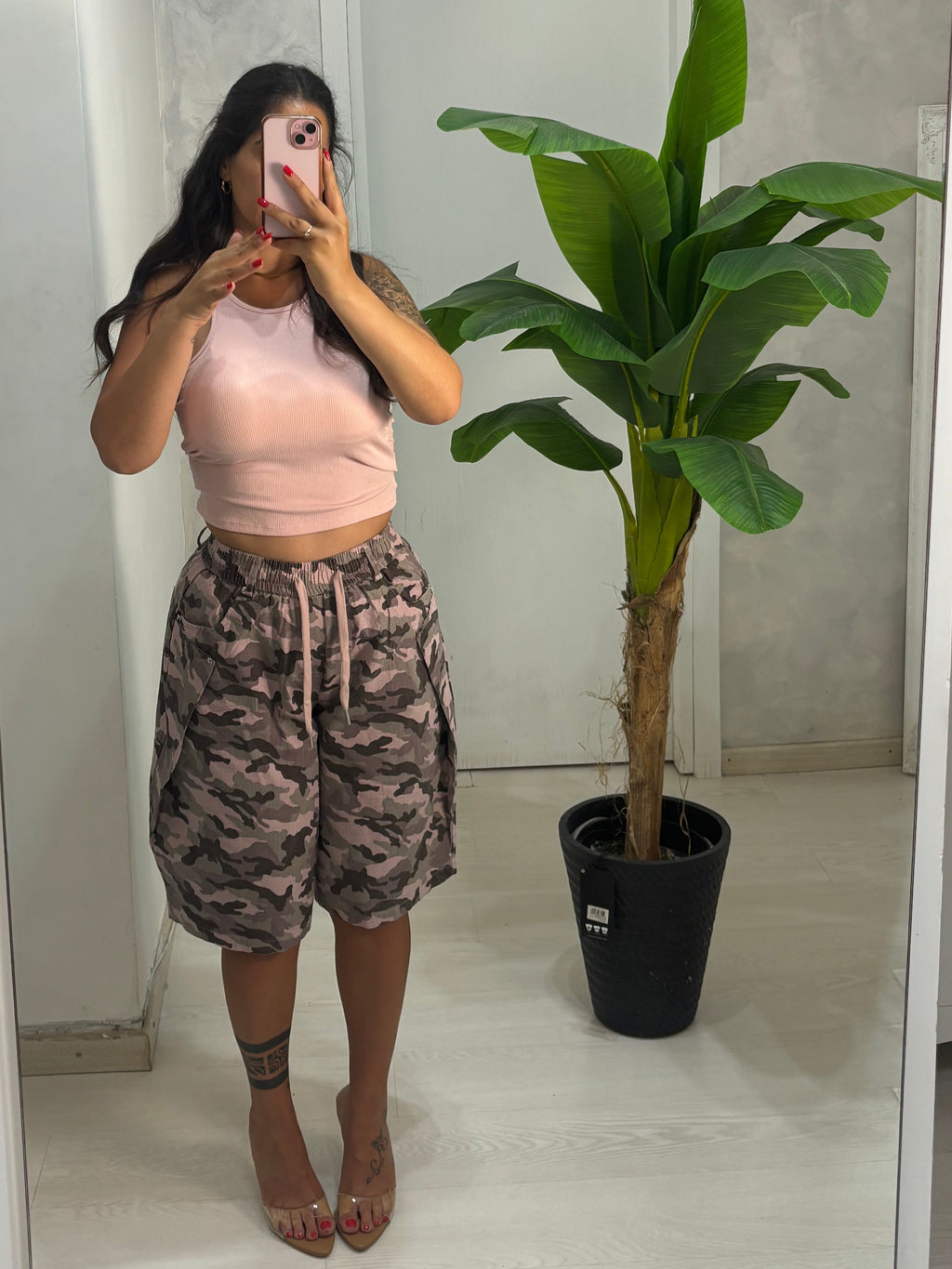 Bermuda militare rosa