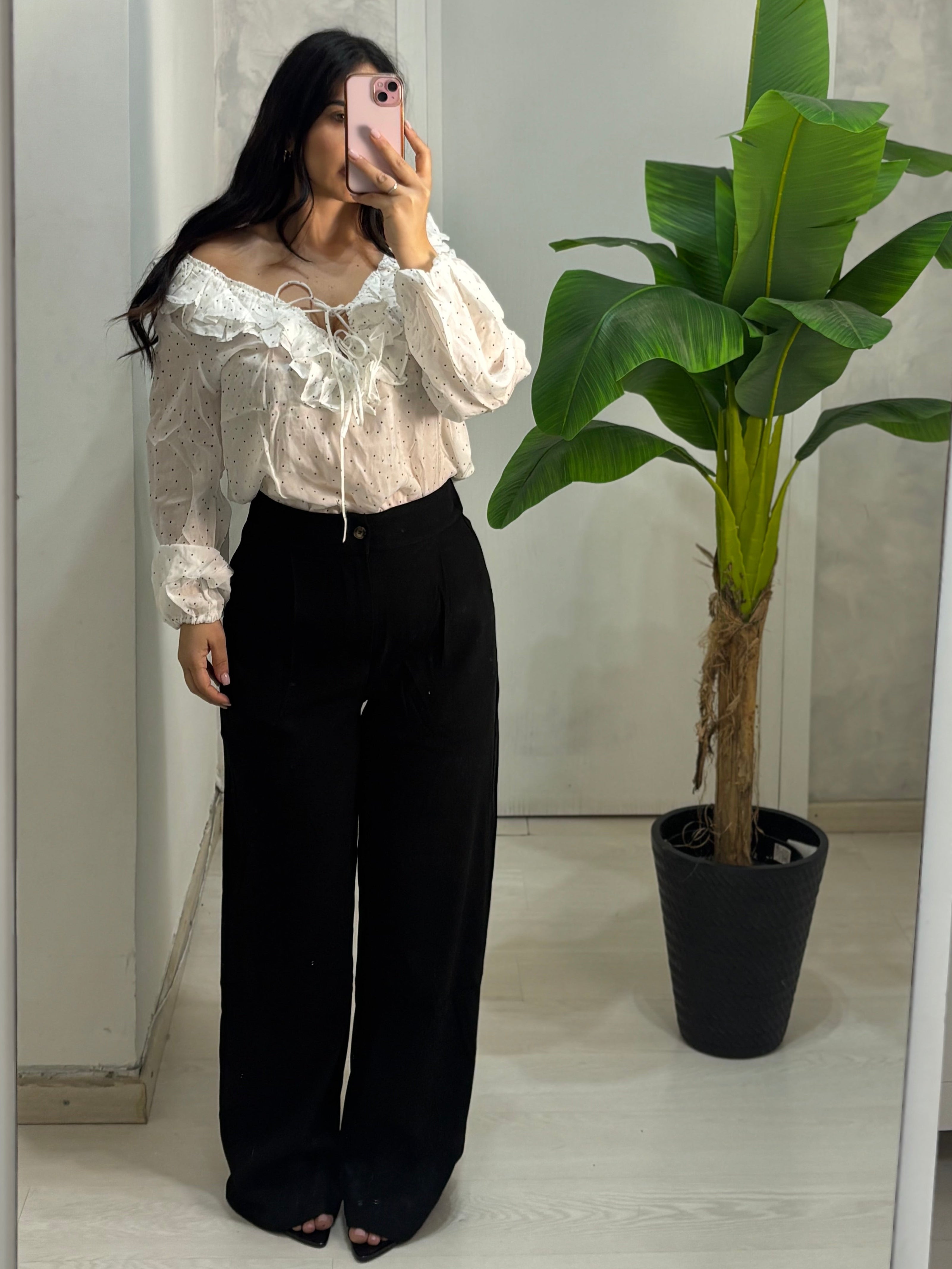 Pantalone bottone nero