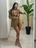 Tailleur camel giacca e short