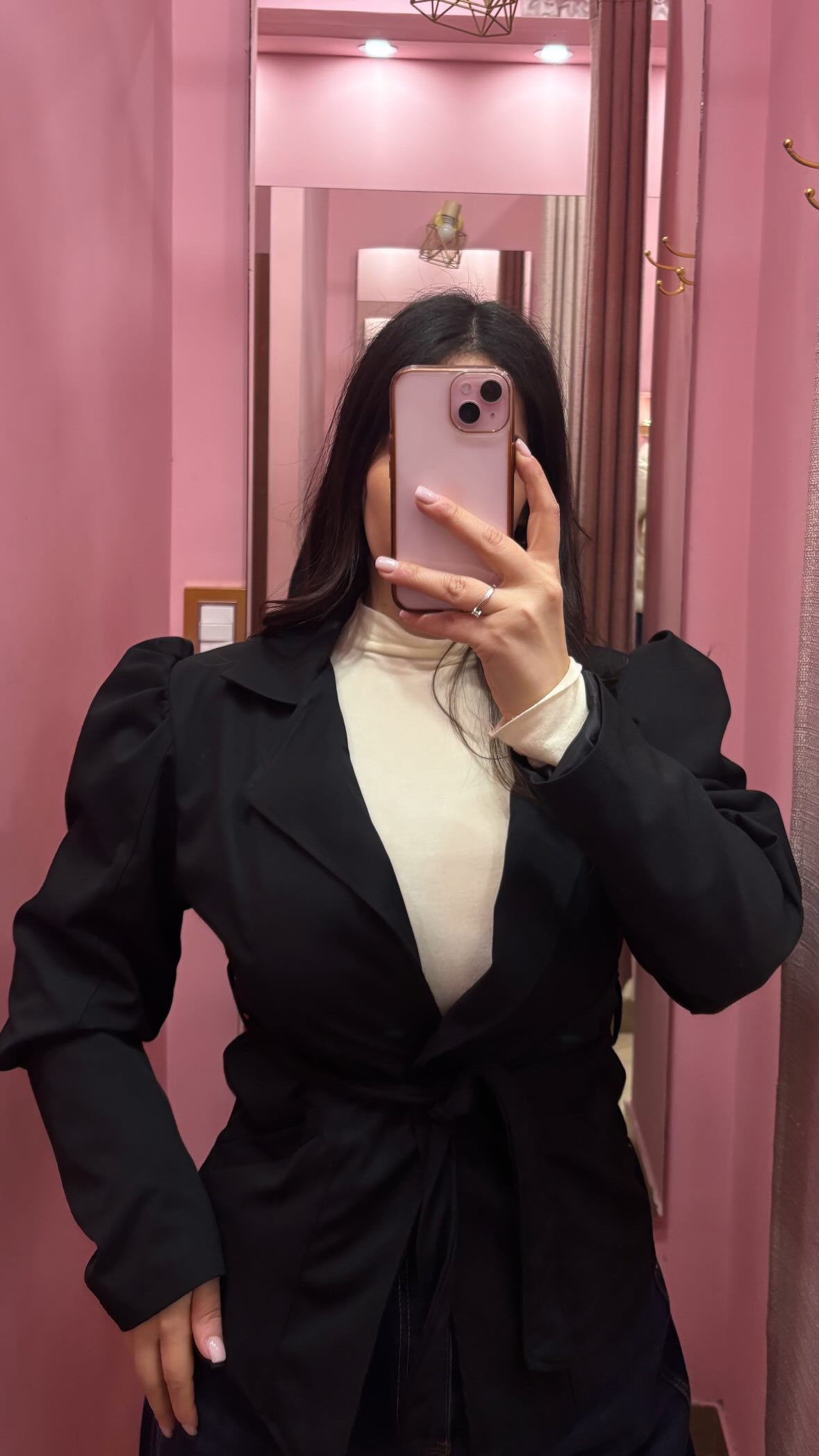 Giacca manica a sbuffo nera