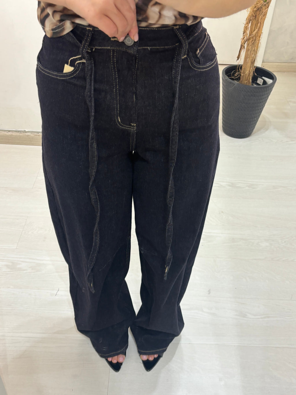 Denim lavaggio zero con lacci