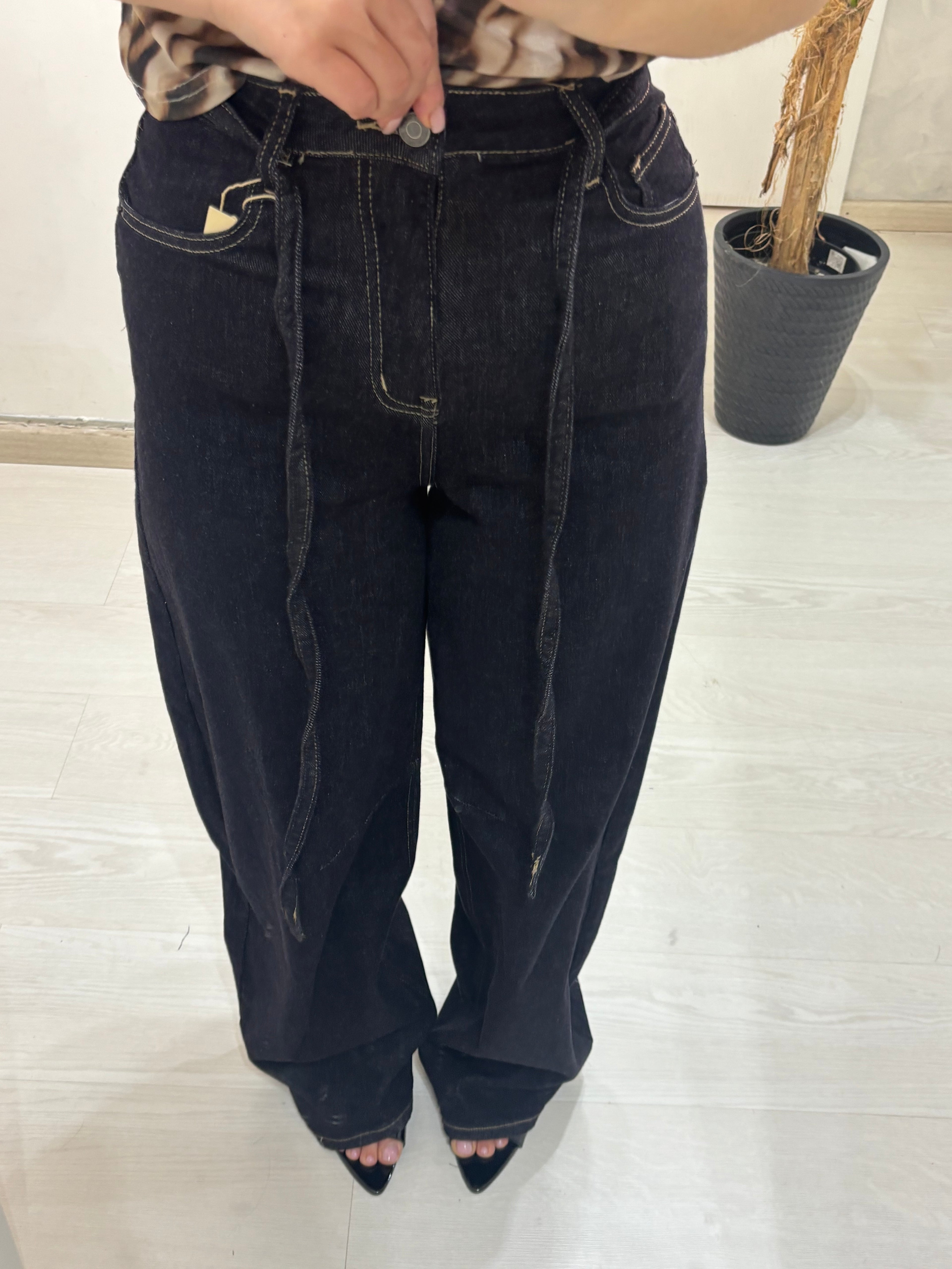 Denim lavaggio zero con lacci